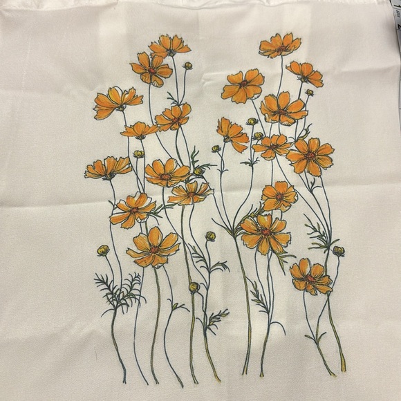 White with yellow floral forsythia tote bag - Picture 3 of 5